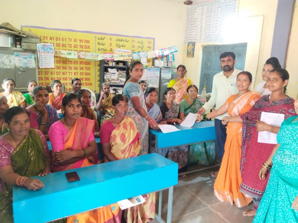 ప్రతి ఒక్కరినీ అక్షరాస్యులుగా తీర్చిదిద్దడమే లక్ష్యం