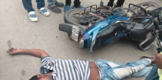 నిడిగొండ సమీపంలో రోడ్డు ప్రమాదం