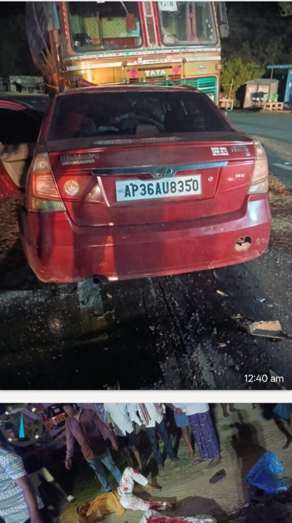 జనగామ జిల్లాలో రోడ్డు ప్రమాదం