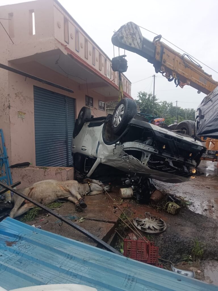 ఎద్దును ఢీకొన్న స్కార్పియో.. ఒకరు మృతి