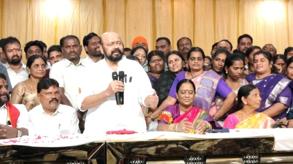ఢిల్లీ నుంచి ఫోన్లు వచ్చినా.. సురేఖ వెళ్లలేదు