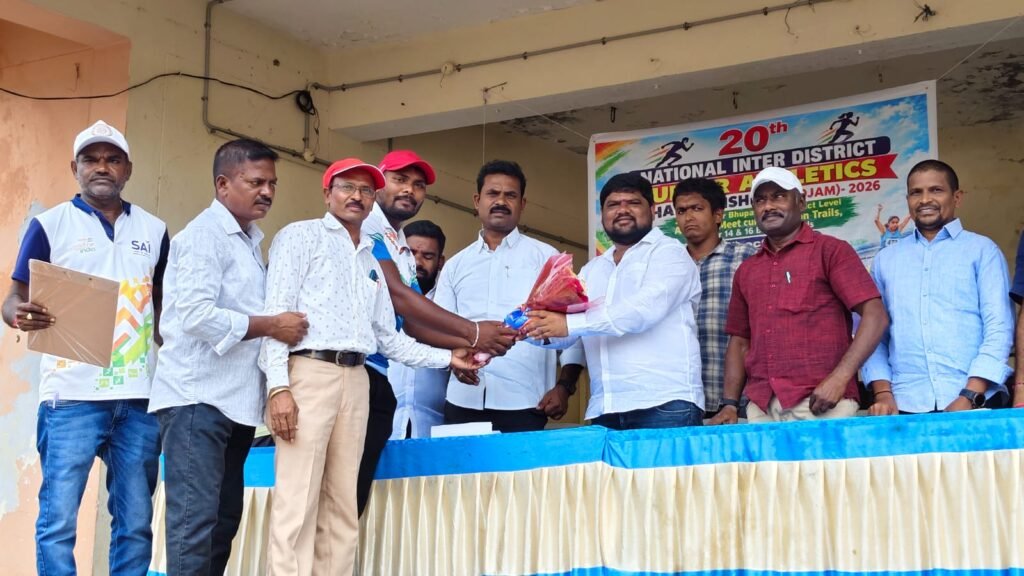 350 మంది క్రీడాకారులతో అథ్లెటిక్స్ ఎంపికలు