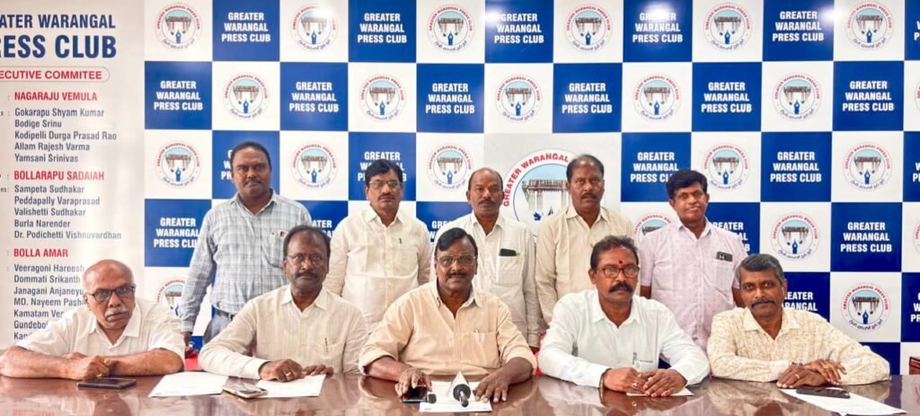 25న ప్రతిభావంతులైన విద్యార్థులకు  బంగారు పతకాల పంపిణీ