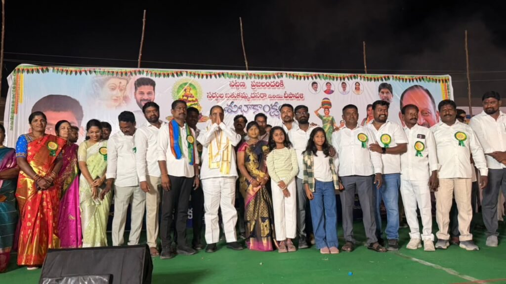 పరకాలలో ఘనంగా రావణ దహనం