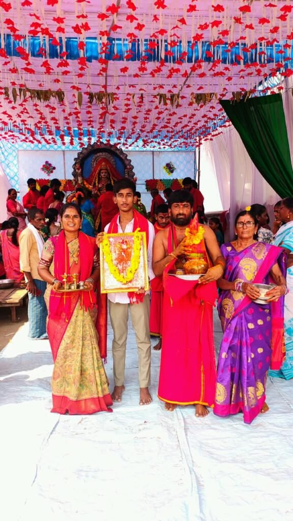 వైభవంగా దుర్గామాత శోభాయాత్ర